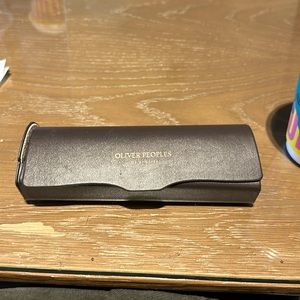 Eyeglasses case